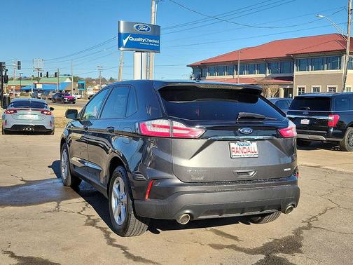 2019 Ford Edge SE