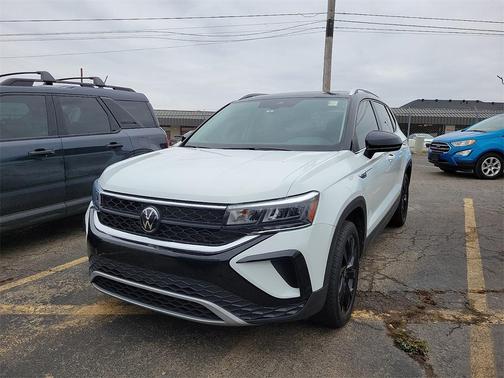 2024 Volkswagen Taos 1.5T SE