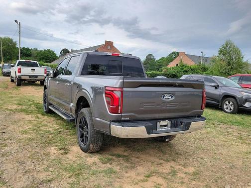 CARBONIZED GRAY METALLIC 2025 Ford F-150 LARIAT