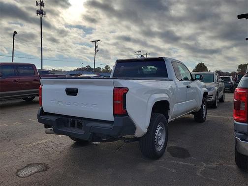 2025 Toyota Tacoma SR