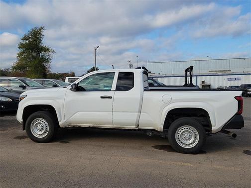 2025 Toyota Tacoma SR