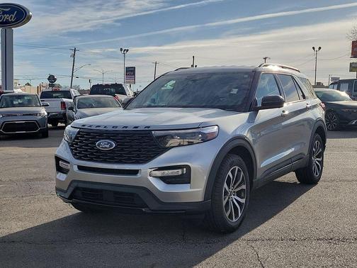 2023 Ford Explorer ST-Line