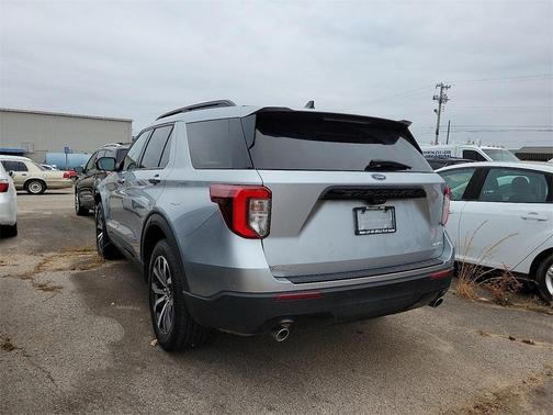 2023 Ford Explorer ST-Line