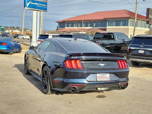 2021 Ford Mustang EcoBoost