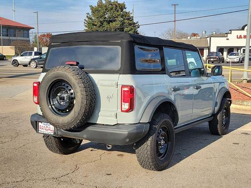 2021 Ford Bronco Black Diamond