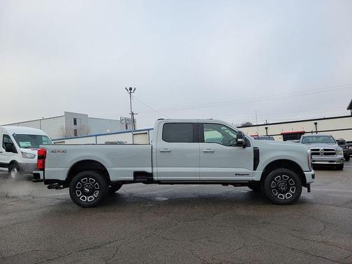 2026 Ford F-250 Platinum