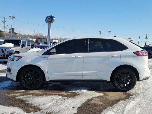 2021 Ford Edge ST Line