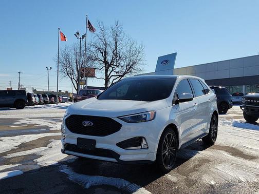 2021 Ford Edge ST Line