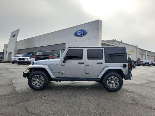 2018 Jeep Wrangler JK Unlimited Sahara