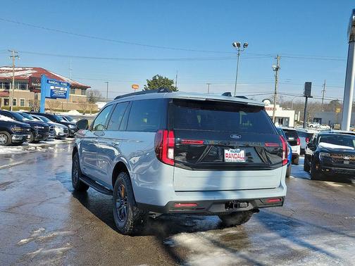 2026 Ford Expedition Tremor