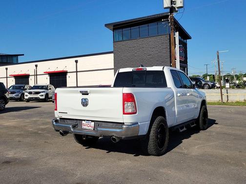 Bright White Clearcoat 2020 RAM 1500 Big Horn/Lone Star
