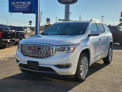 2019 GMC Acadia Denali