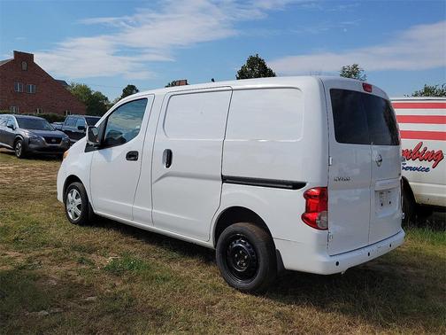 2021 Nissan NV200 SV