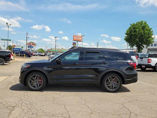 AGATE BLACK METALLIC 2026 Ford Explorer ST