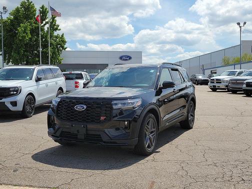 AGATE BLACK METALLIC 2026 Ford Explorer ST