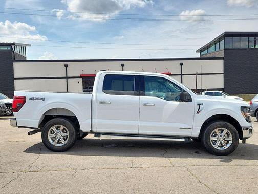 OXFORD WHITE 2024 Ford F-150 XLT