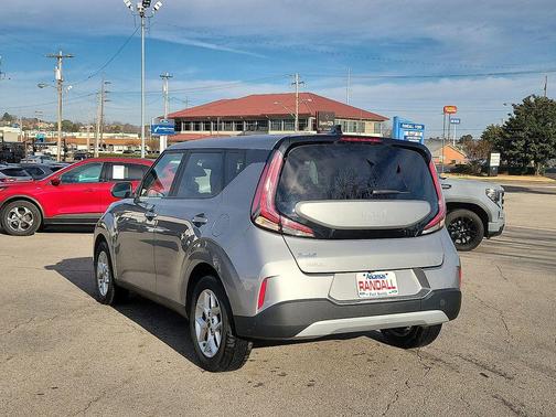 2023 Kia Soul LX