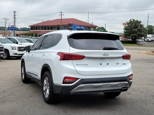 2019 Hyundai SANTA FE SE 2.4