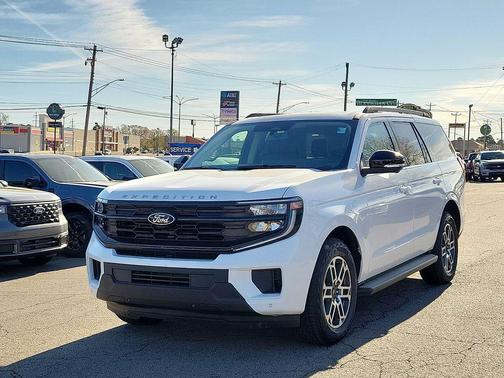 2026 Ford Expedition Active