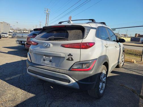 2022 Hyundai KONA SEL