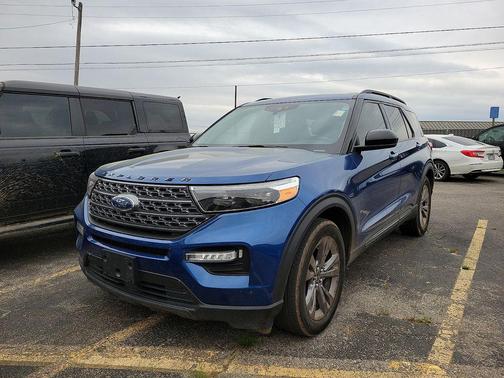 ATLAS BLUE METALLIC 2023 Ford Explorer XLT