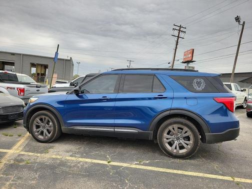 ATLAS BLUE METALLIC 2023 Ford Explorer XLT
