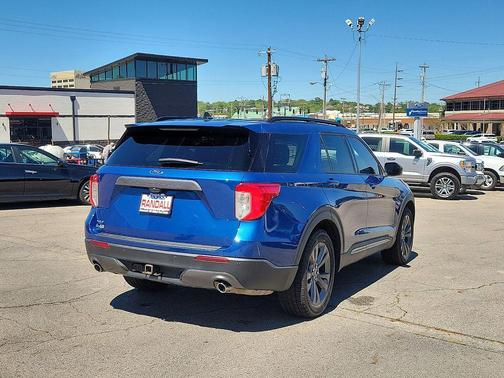 ATLAS BLUE METALLIC 2023 Ford Explorer XLT