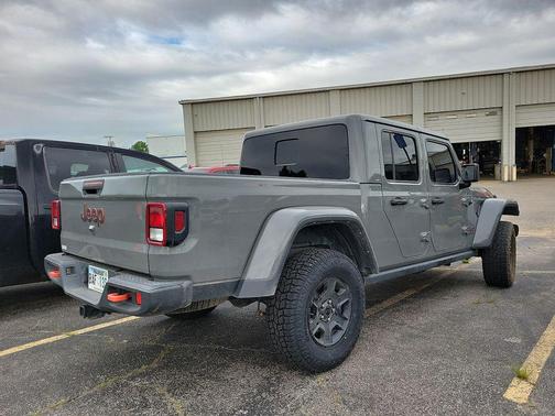 Sting-Gray Clearcoat 2022 Jeep Gladiator Mojave