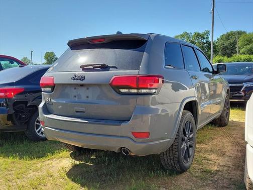 2019 Jeep Grand Cherokee Altitude