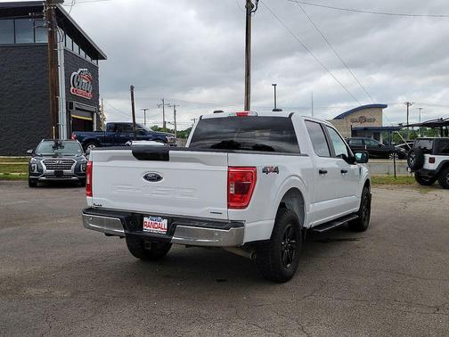 OXFORD WHITE 2021 Ford F-150 XLT