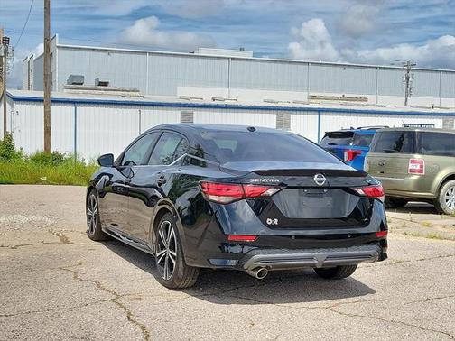 2022 Nissan Sentra SR