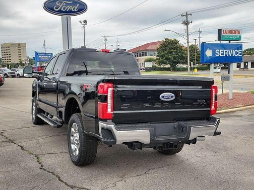 Agate Black Metallic 2026 Ford F-250 Lariat