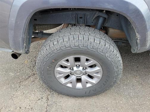 2018 Toyota Tacoma SR5