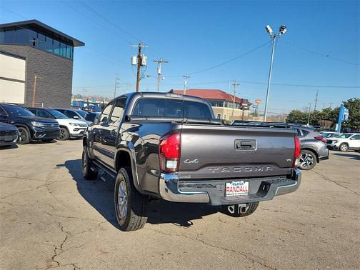 2018 Toyota Tacoma SR5