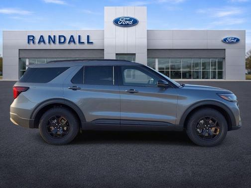 Carbonized Gray Metallic 2026 Ford Explorer Tremor