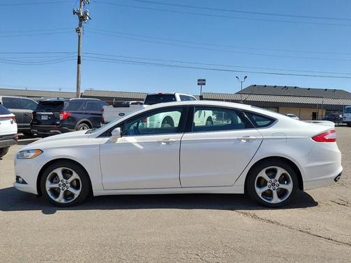 2015 Ford Fusion SE