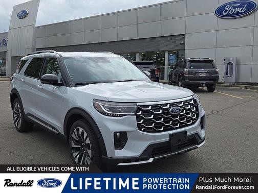 Space White Metallic 2026 Ford Explorer Platinum