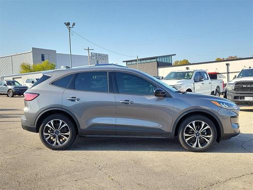 2021 Ford Escape SE
