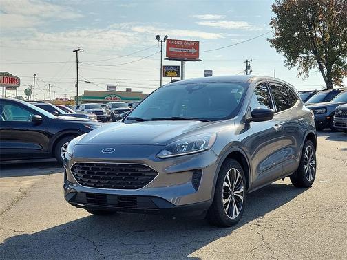 2021 Ford Escape SE
