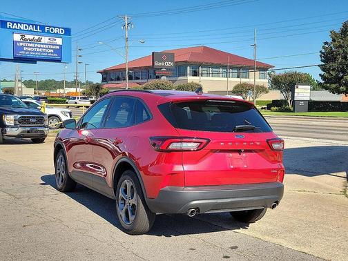 2025 Ford Escape ST-Line Select