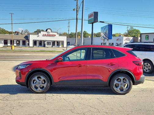 2025 Ford Escape ST-Line Select