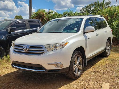 Blizzard Pearl 2013 Toyota Highlander Limited