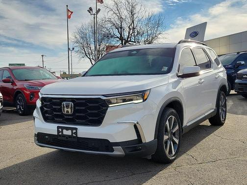 2025 Honda Pilot Touring 8-Passenger