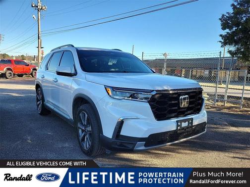 2025 Honda Pilot Touring 8-Passenger