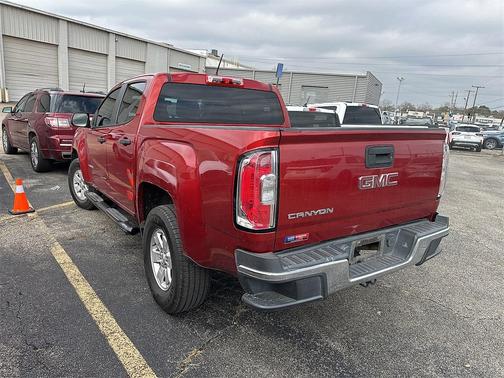 2016 GMC Canyon Base