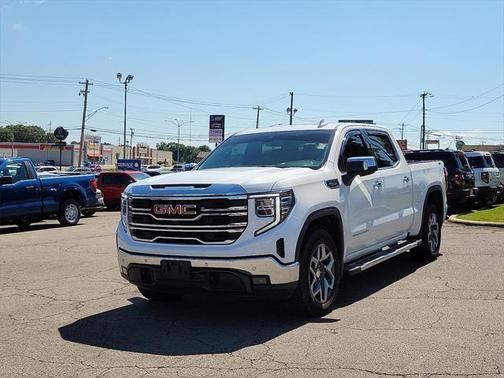 2024 GMC Sierra 1500 SLT