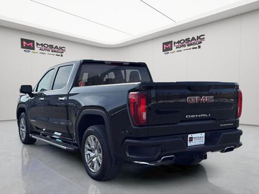 Onyx Black 2022 GMC Sierra 1500 Denali