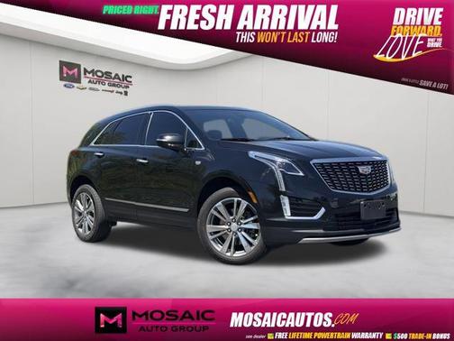 Stellar Black Metallic 2021 Cadillac XT5 Premium Luxury