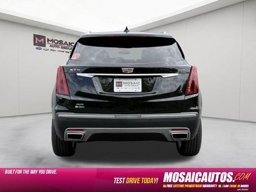 Stellar Black Metallic 2021 Cadillac XT5 Premium Luxury