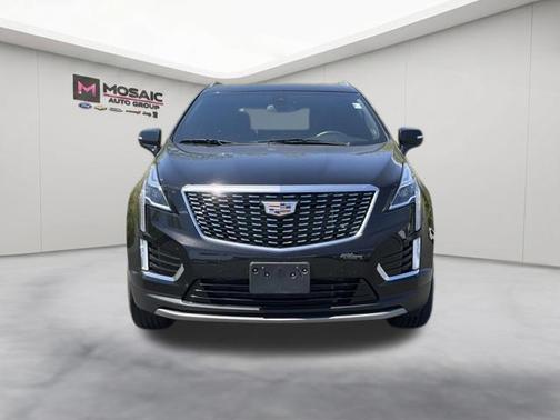 Stellar Black Metallic 2021 Cadillac XT5 Premium Luxury